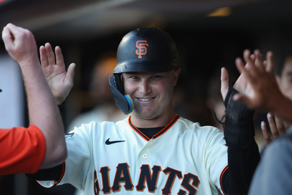 SF Giants&rsquo; snarky T-shirts reignite Pham-Pederson fantasy football feud