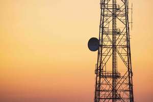 Green Township approves contract to erect internet towers
