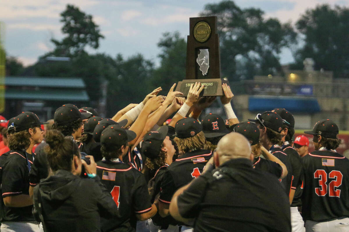 The Edwardsville Tigers celebrate after winning the Class 4A state championship game 4-3 against Mundelein. 