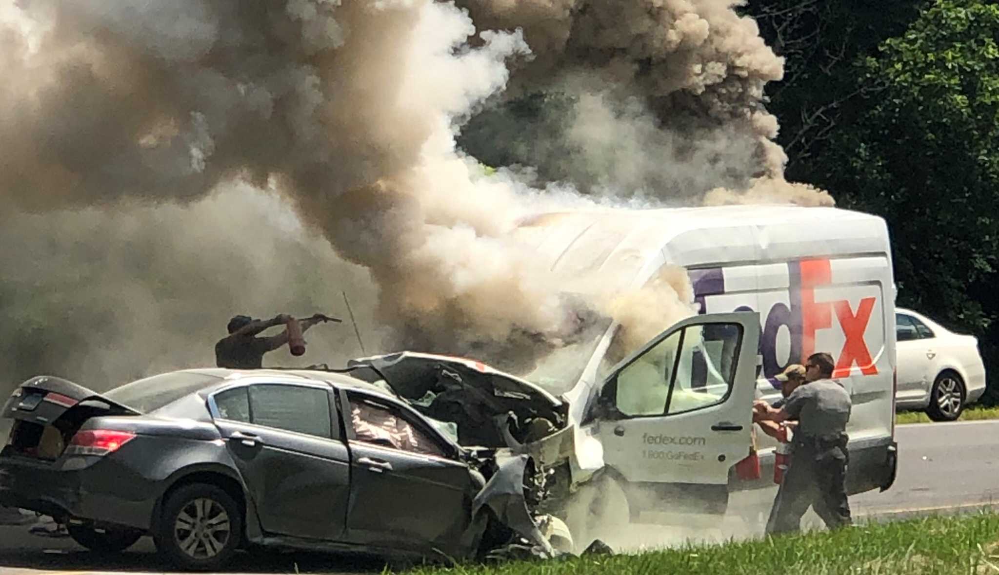 Easton man killed in wrong-way Route 25 accident in Trumbull - Vimarsana News