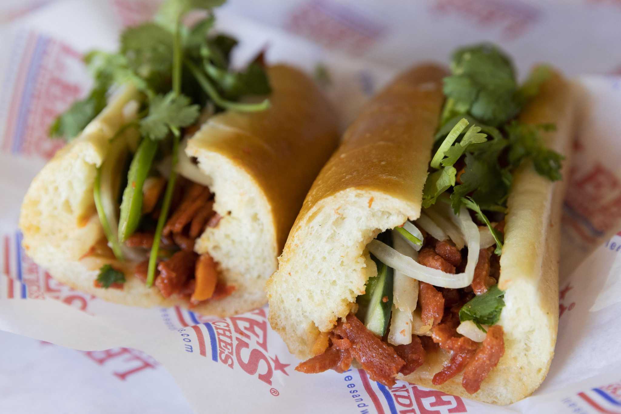 Lee's Sandwiches serves high-tech vegan pork bánh mì now, and it's actually  great
