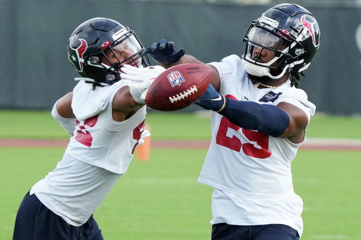 Texans rookie Jalen Pitre intercepts third pass of season, shifted