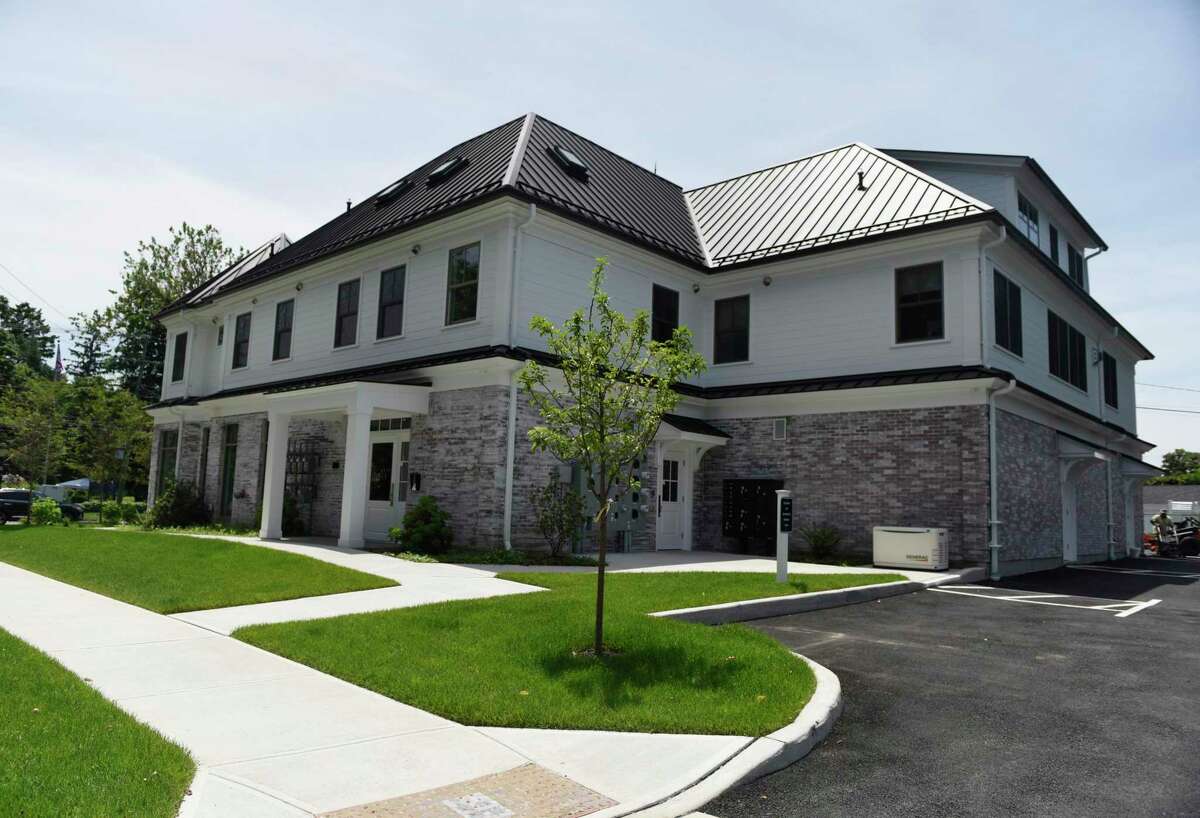 A Darien convenience store with locally sourced products? Zoning board