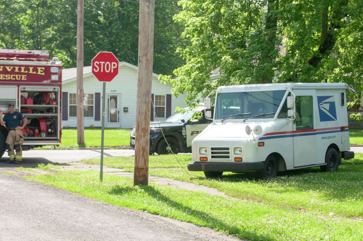 A U.S. Postal Service worker was treated Thursday at Jacksonville Memorial Hospital after a bee entered his vehicle and the worker jumped out while the vehicle still was in motion, according to Jacksonville police. The vehicle hit a utility pole, causing an outage to houses around North East and East Dunlap streets. Driver Jared R. Baehr, 31, of Jacksonville was treated for non-life-threatening injuries, police said.