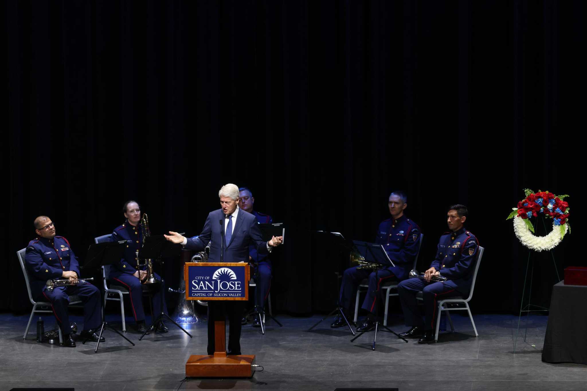 Clinton, others eulogize Norman Mineta, former cabinet member and San Jose mayor who was interned in Japanese camp as boy - Vimarsana News