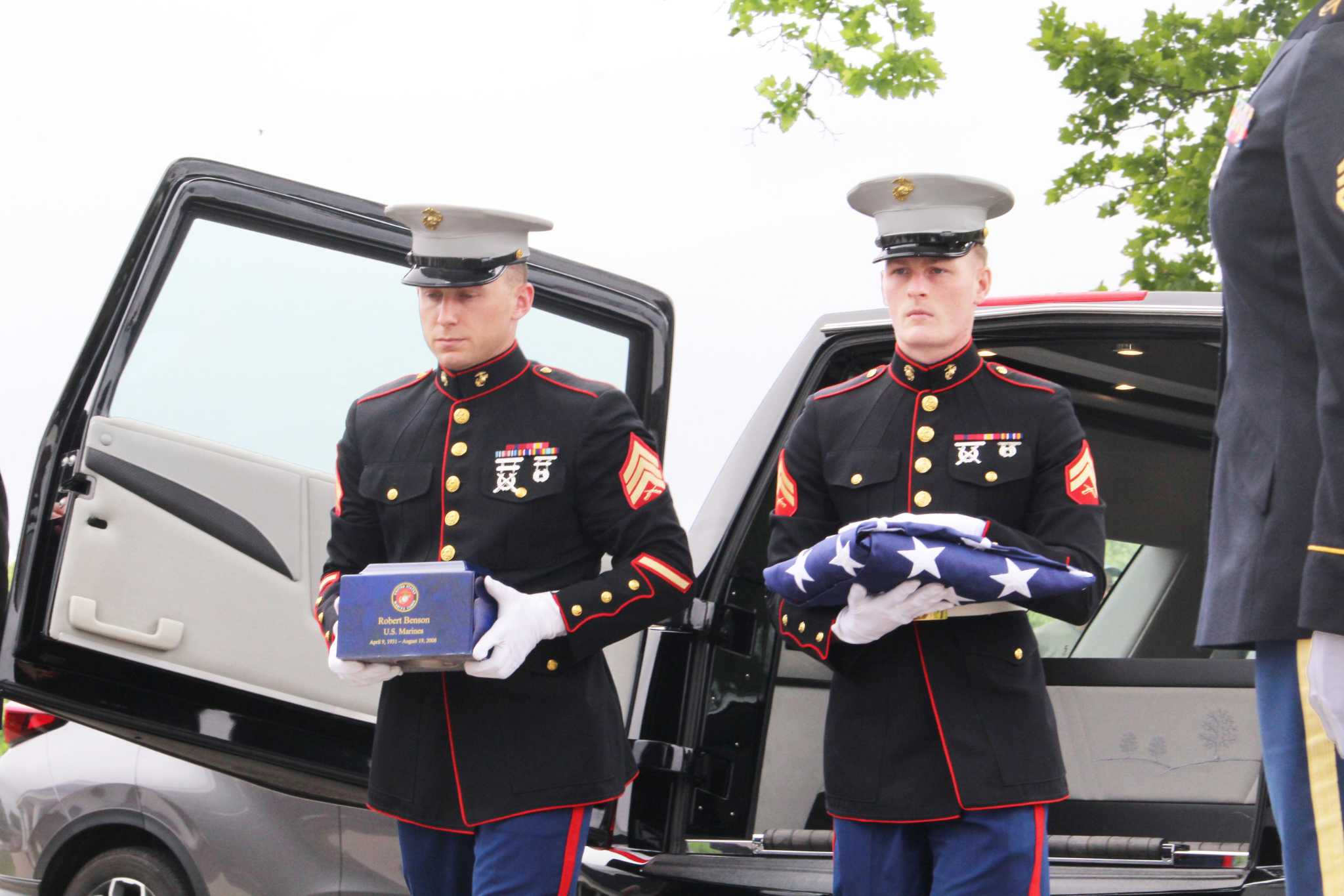 Unclaimed cremains of 4 veterans buried at state cemetery in Middletown - Vimarsana News