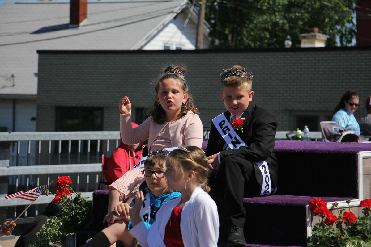 Sebewaing Sugar Fest parade shows Sugar Queen and more