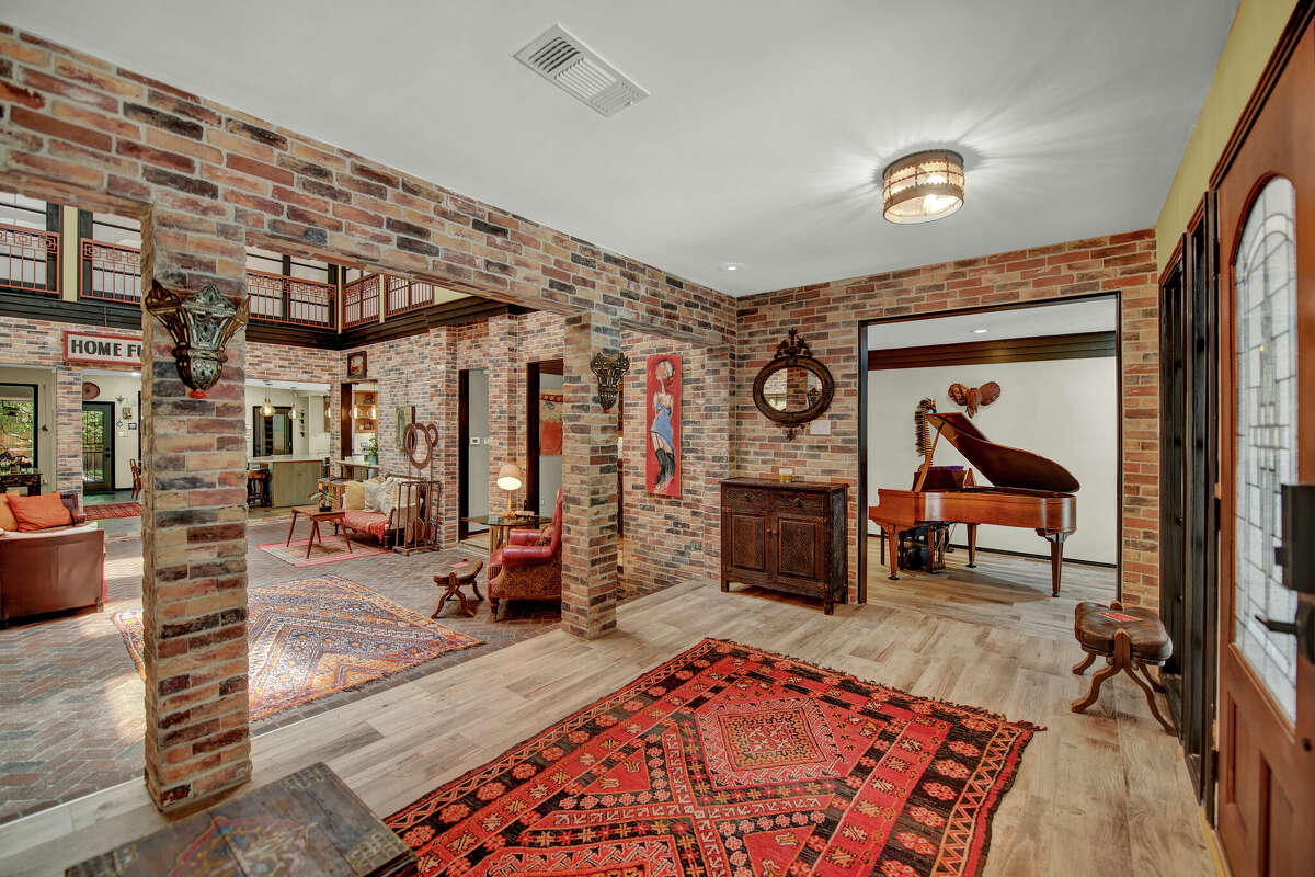 Rare Houston home with Japanese style hits market for nearly $1M