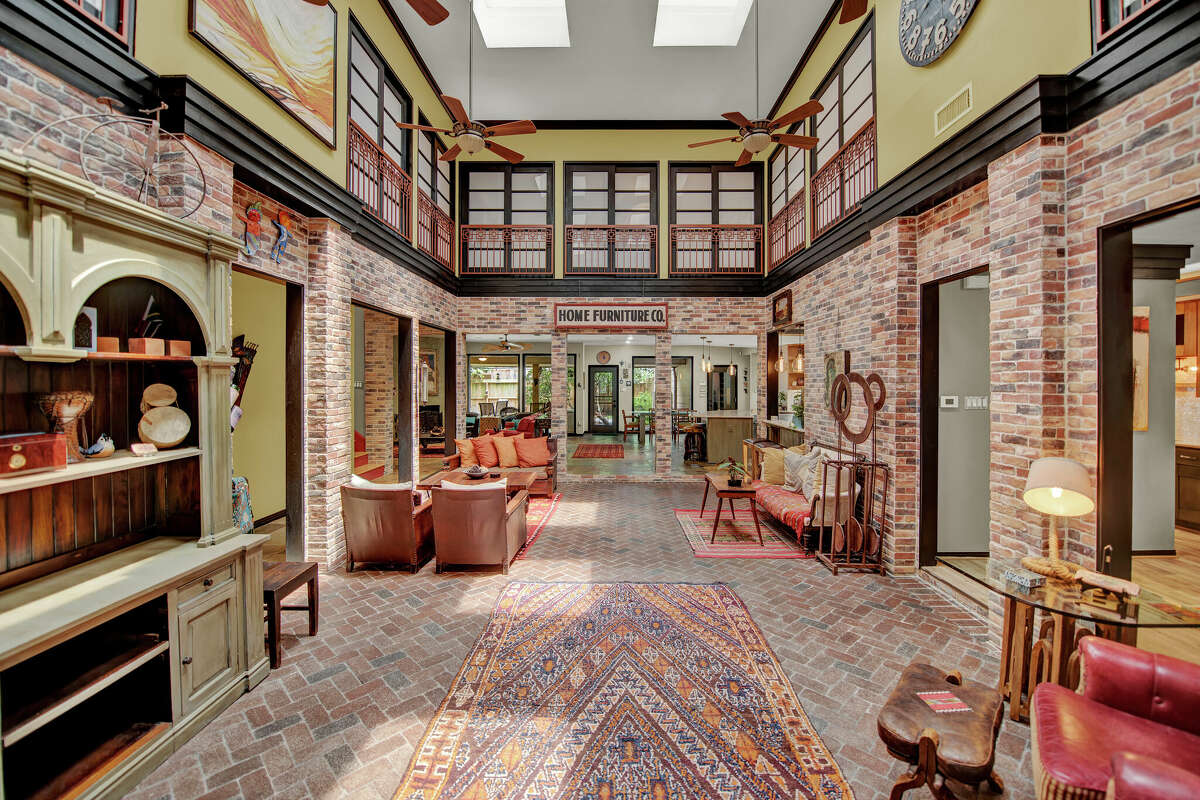 Rare Houston home with Japanese style hits market for nearly $1M