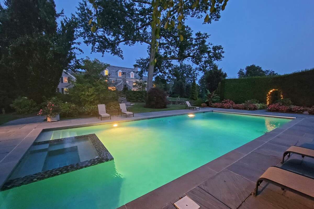 The pool and spa part of the home on 1481 Hillside Road in Fairfield, Conn.