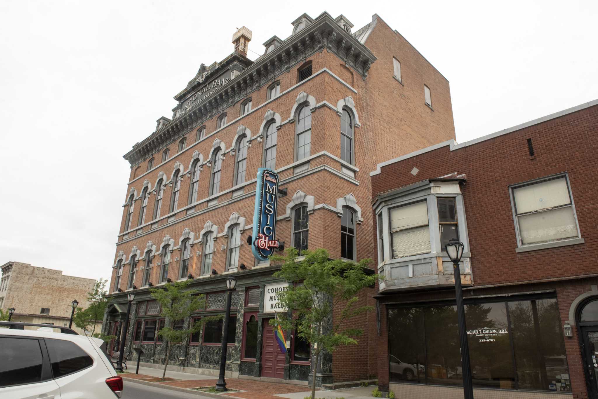 Cohoes Hall debuts in 'The Gilded Age' as series wraps up filming - Vimarsana News