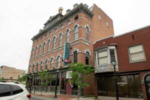 Cohoes Music Hall debuts in 'Gilded Age' as series wraps up