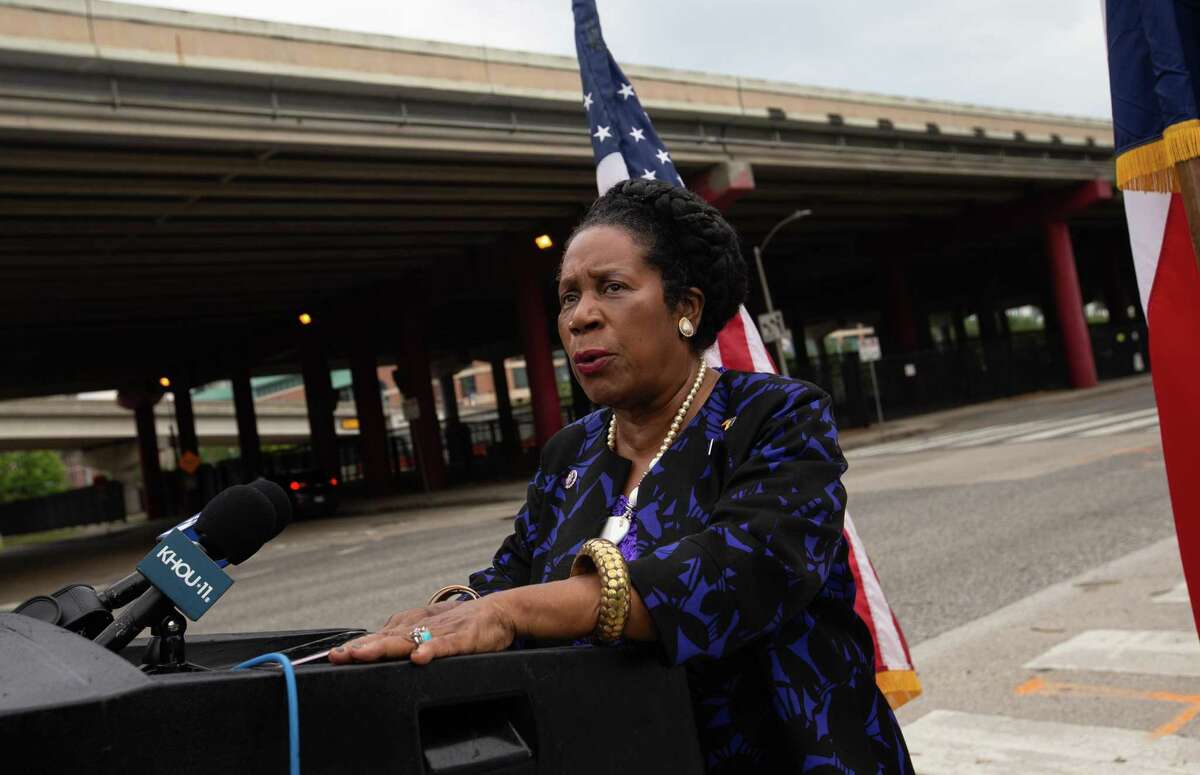 U.S. Rep. Sheila Jackson speaks outside the Lofts at the Ballpark, which are set to be demolished to make way for the I-45 expansion, at a press conference on Tuesday, June 21, 2022, in Houston.