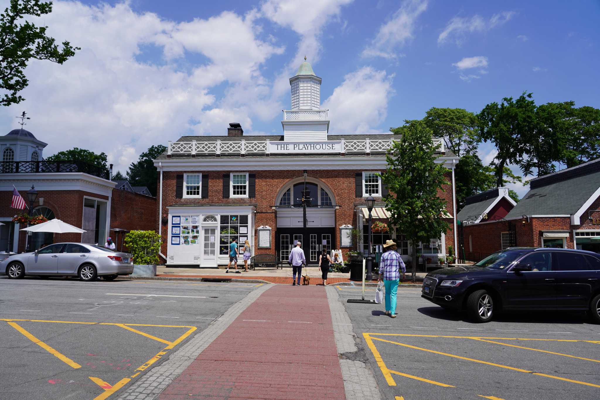 Residents voice support for New Canaan Playhouse renovation plans - Vimarsana News