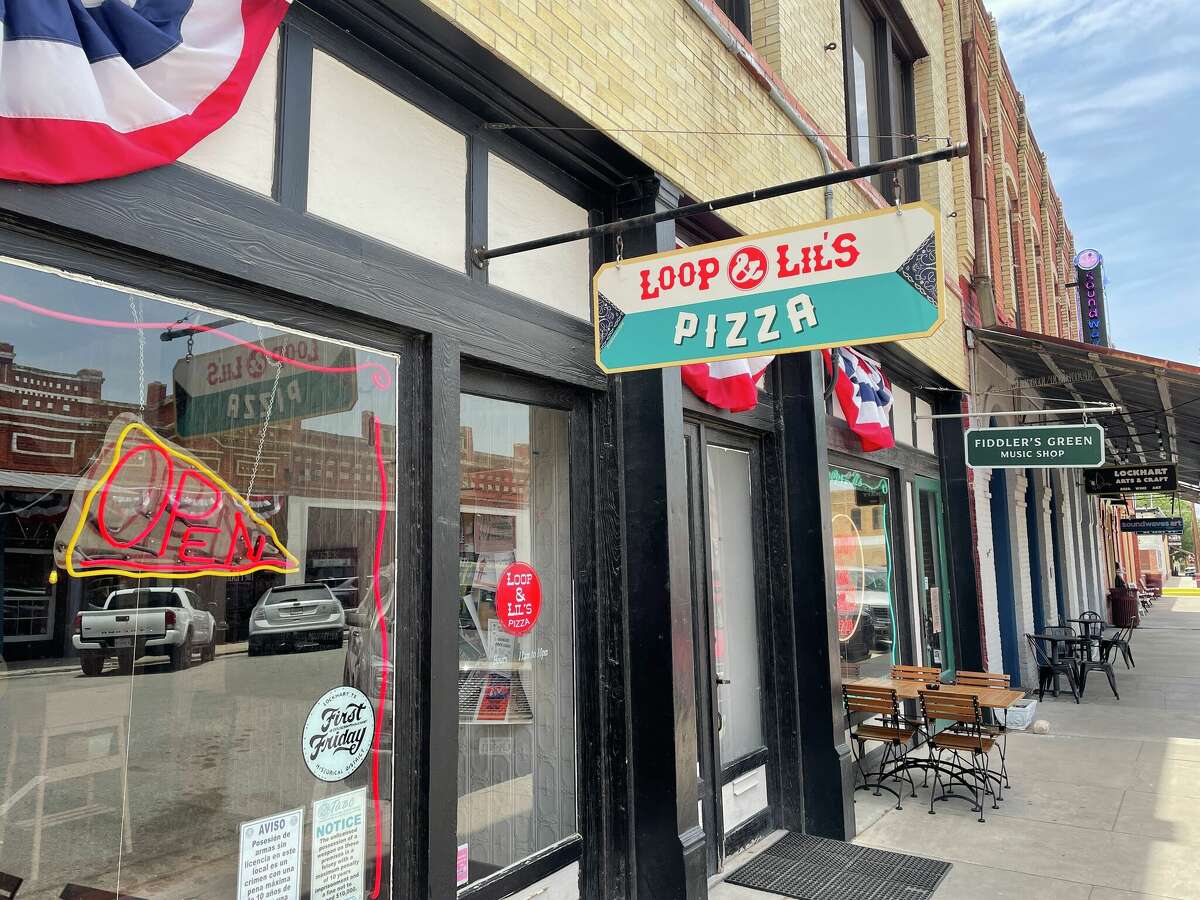 It's difficult to believe, but one can enjoy pizza and a salad in small-town Texas.