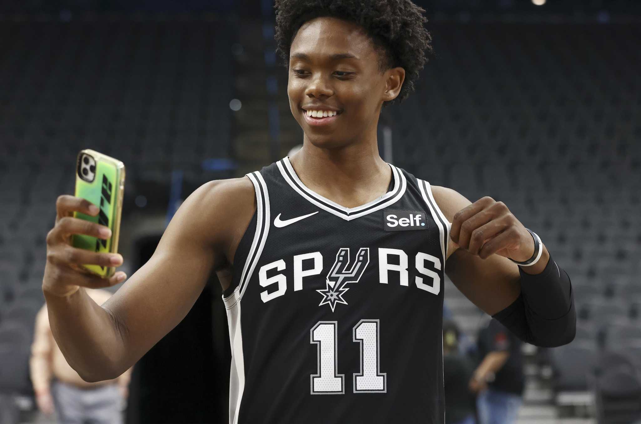 San Antonio Spurs Could Be Without Jeremy Sochan for Vegas Summer League -  Sports Illustrated Inside The Spurs, Analysis and More