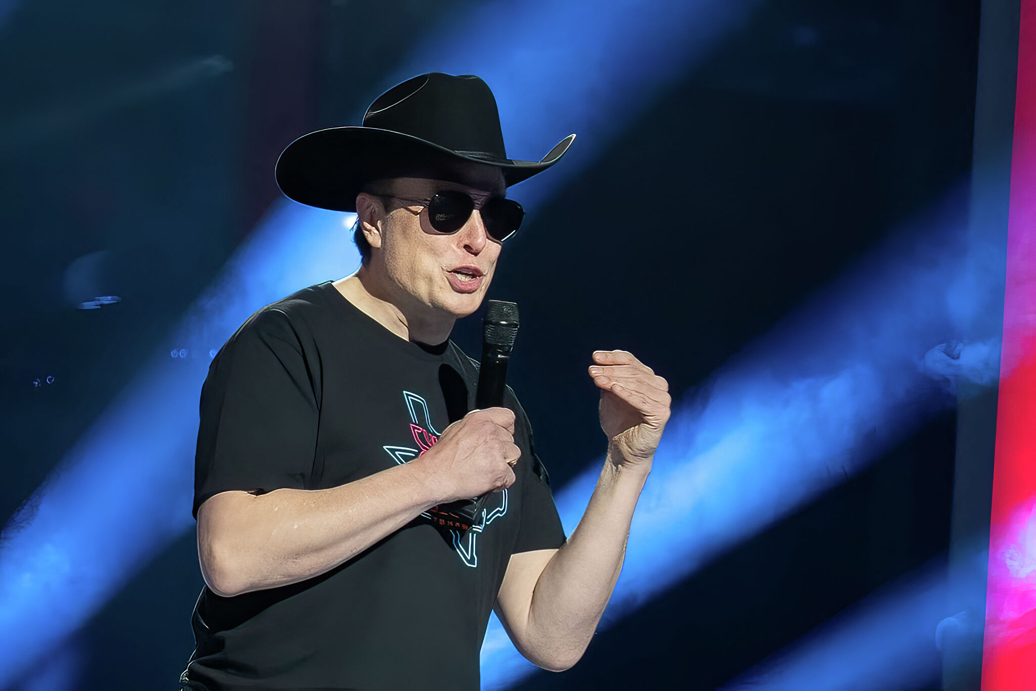 Musk's SpaceX could be building warehouse near Giga Texas outside of Austin, per reports - Vimarsana News
