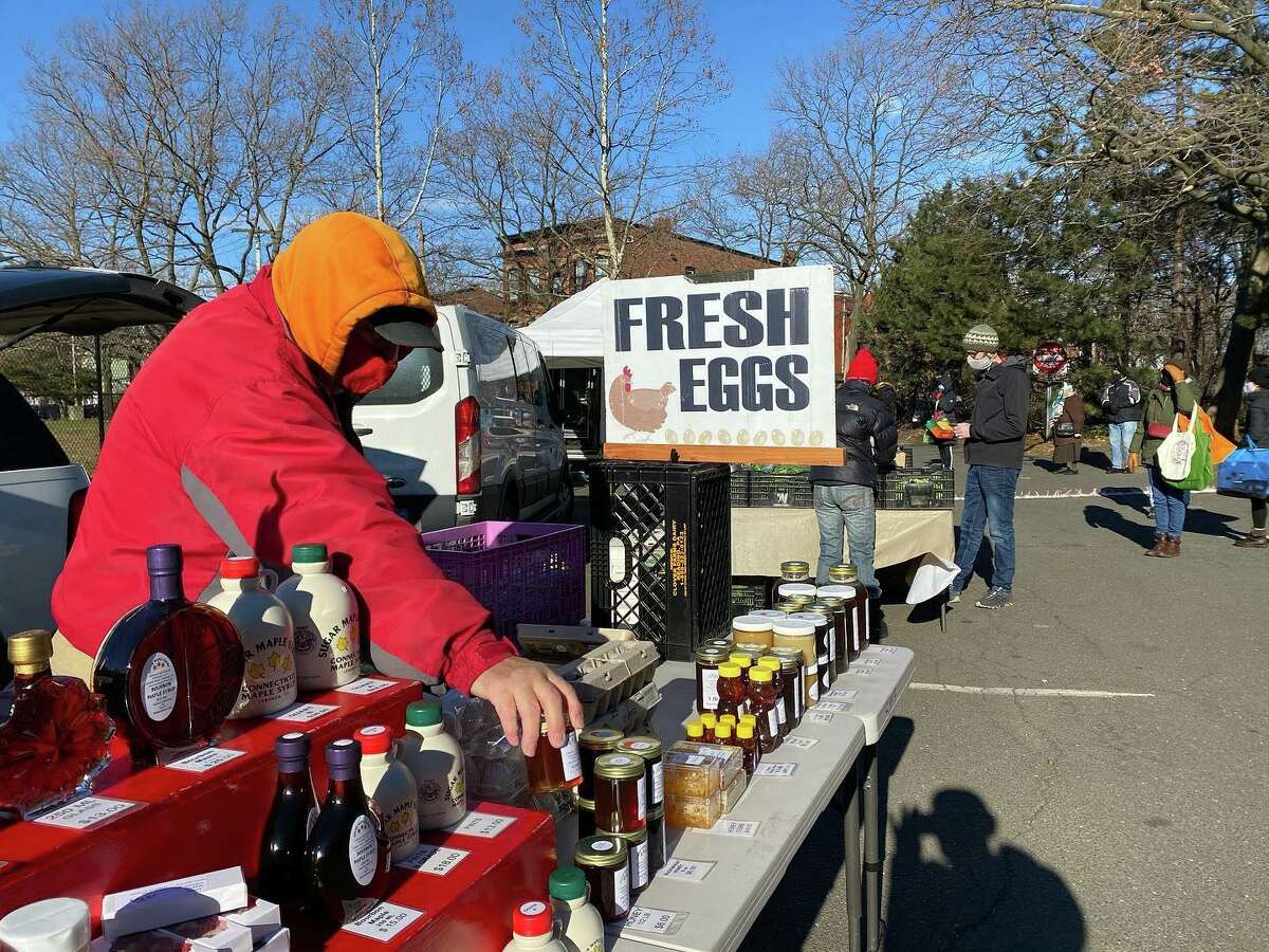 New Haven’s Dixwell ‘Q’ House farmers market opens for new season