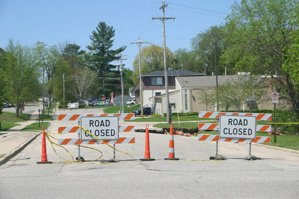 The Big Rapids city commission is considering their options for repairs to Hemlock Street and the underlying culvert caused by the recent flooding. Cost estimates range from $100,000 to $2.5 million.
