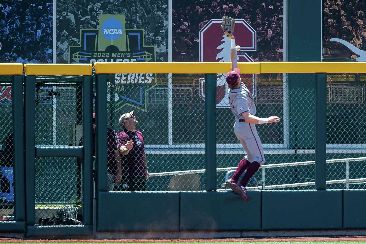 Texas A&M baseball College World Series run ends with loss to Oklahoma