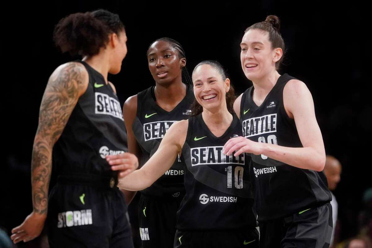 Seattle Storm guard Sue Bird (10) and Breanna Stewart (right) were named co-captains for the 2022 WNBA All-Star game.