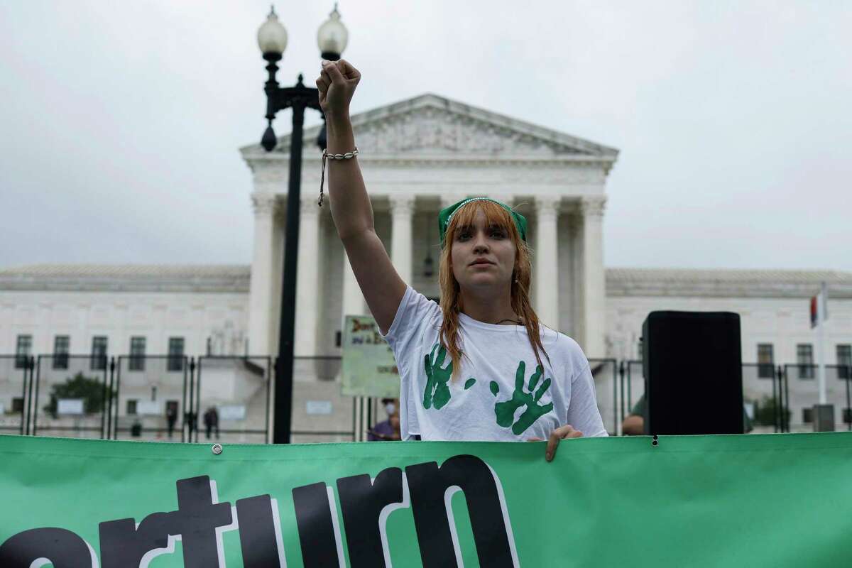 WASHINGTON, DC - JUNE 23: Activists with "Rise Up 4 Abortion" demonstrate outside the U.S. Supreme Court Building on June 23, 2022 in Washington, DC. Decisions are expected in 13 more cases before the end of the Court's current session. (Photo by Anna Moneymaker/Getty Images)