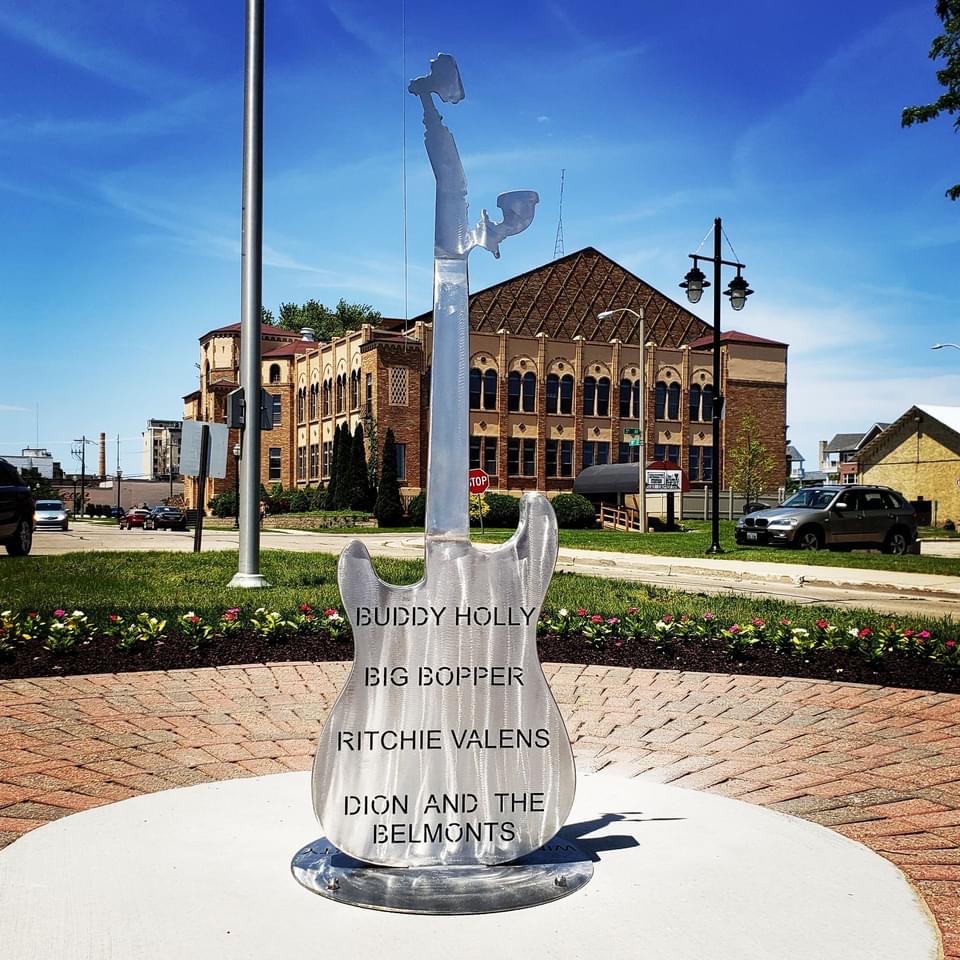 New monument in Kenosha, Wisconsin honors fateful '50s rock 'n roll Winter Dance Party Tour that featured Buddy Holly, Ritchie Valens, The Big Bopper (J.P. Richardson) and Dion DiMucci and the Belmonts - Vimarsana News