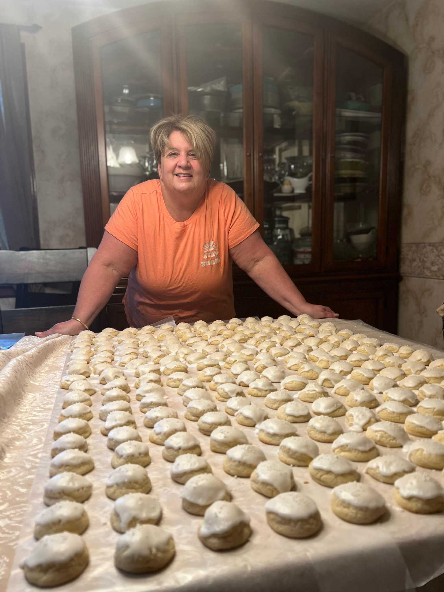 Burlington, Conn. cookie baker sends comfort to Uvalde, Texas