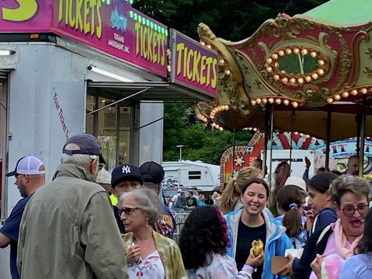 In Photos Crowds fill Ridgefield Volunteer Fire Department’s annual