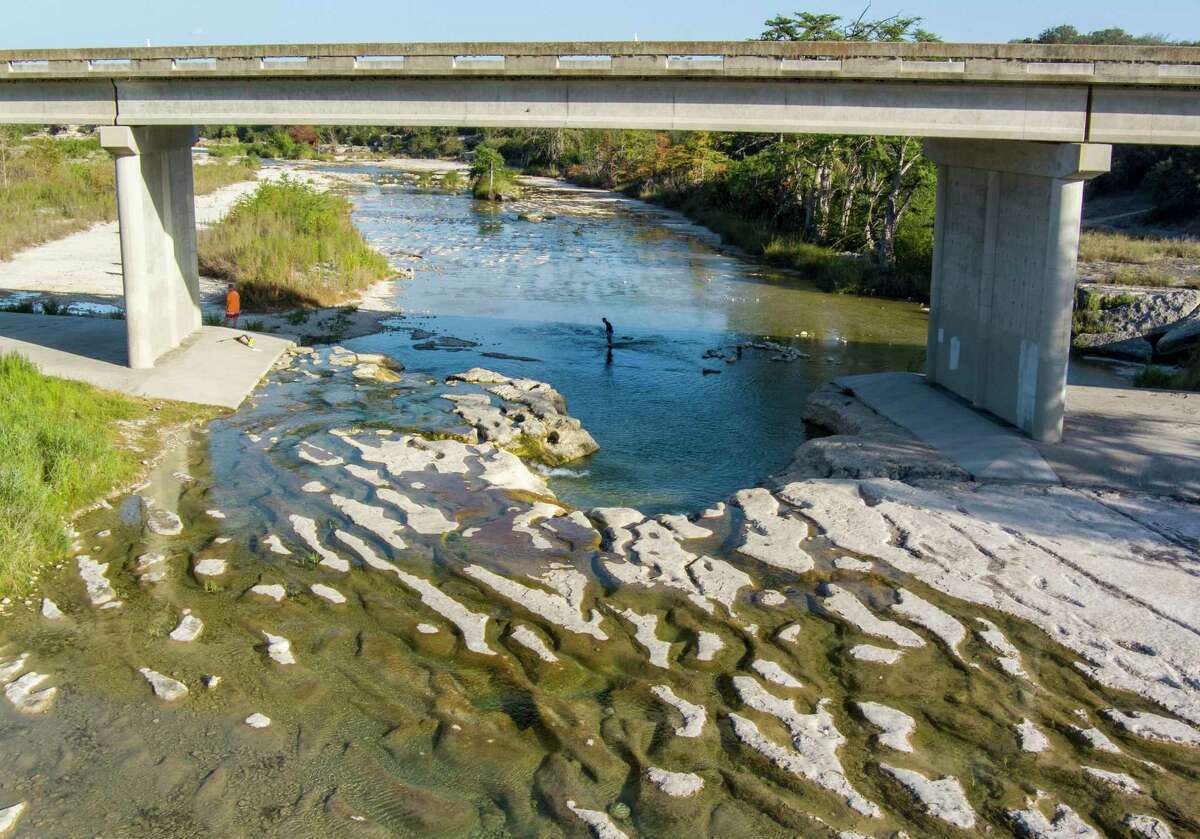 Frio River flow drops to zero as drought continues