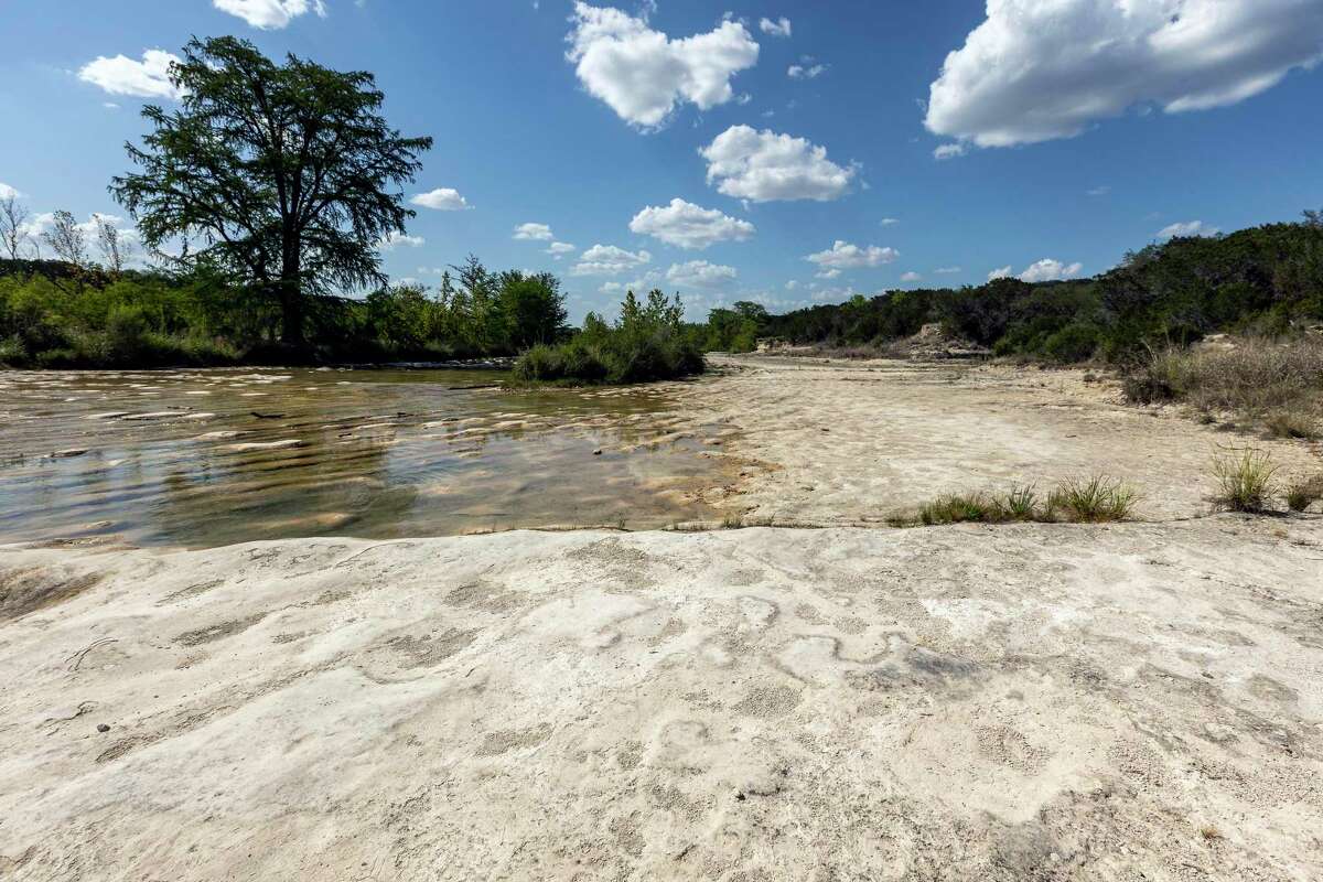 Frio River flow drops to zero as drought continues