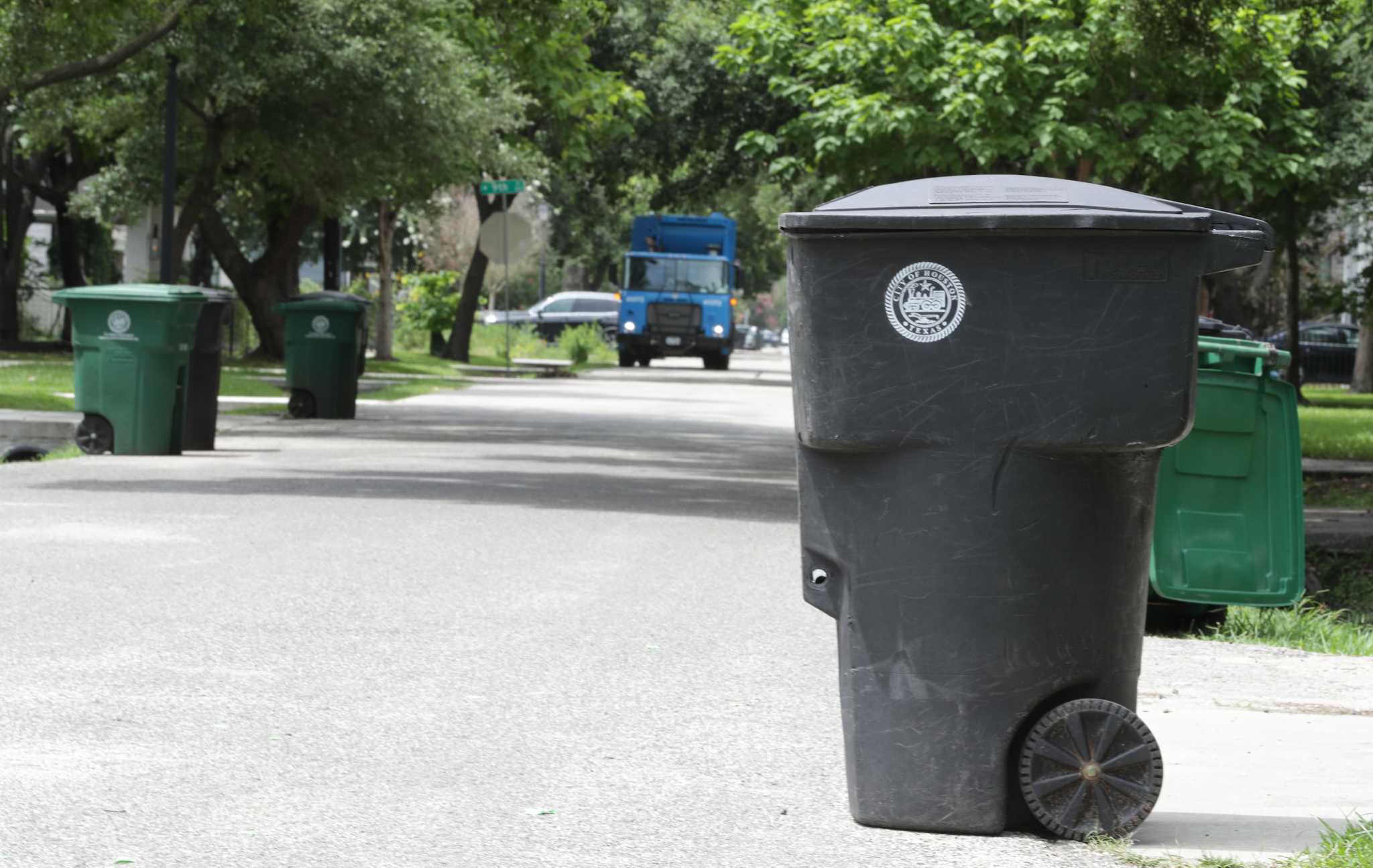 Leon Valley residents to pay more for trash pickup - Vimarsana News