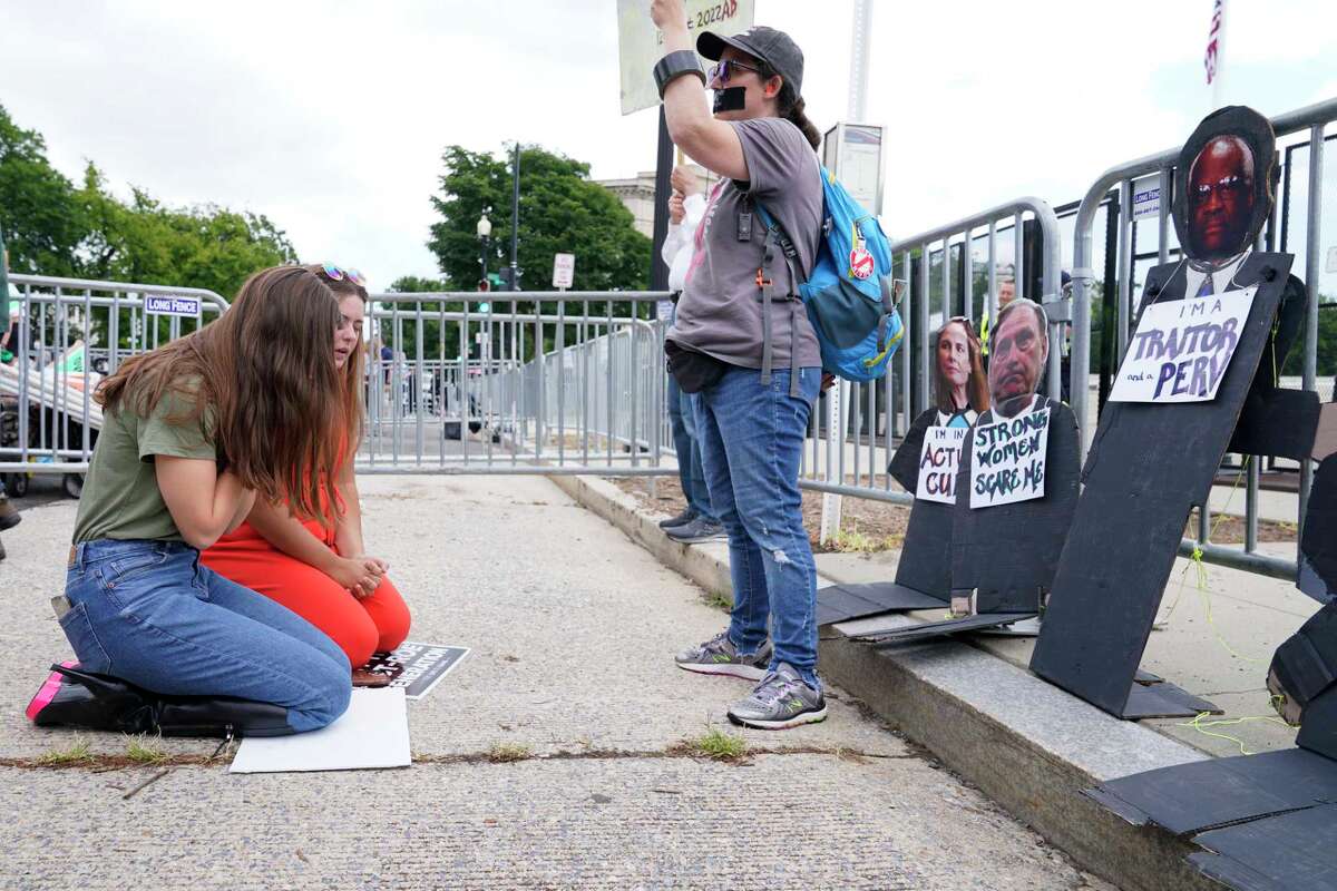 Texas abortion law: What to know after Roe v. Wade struck down