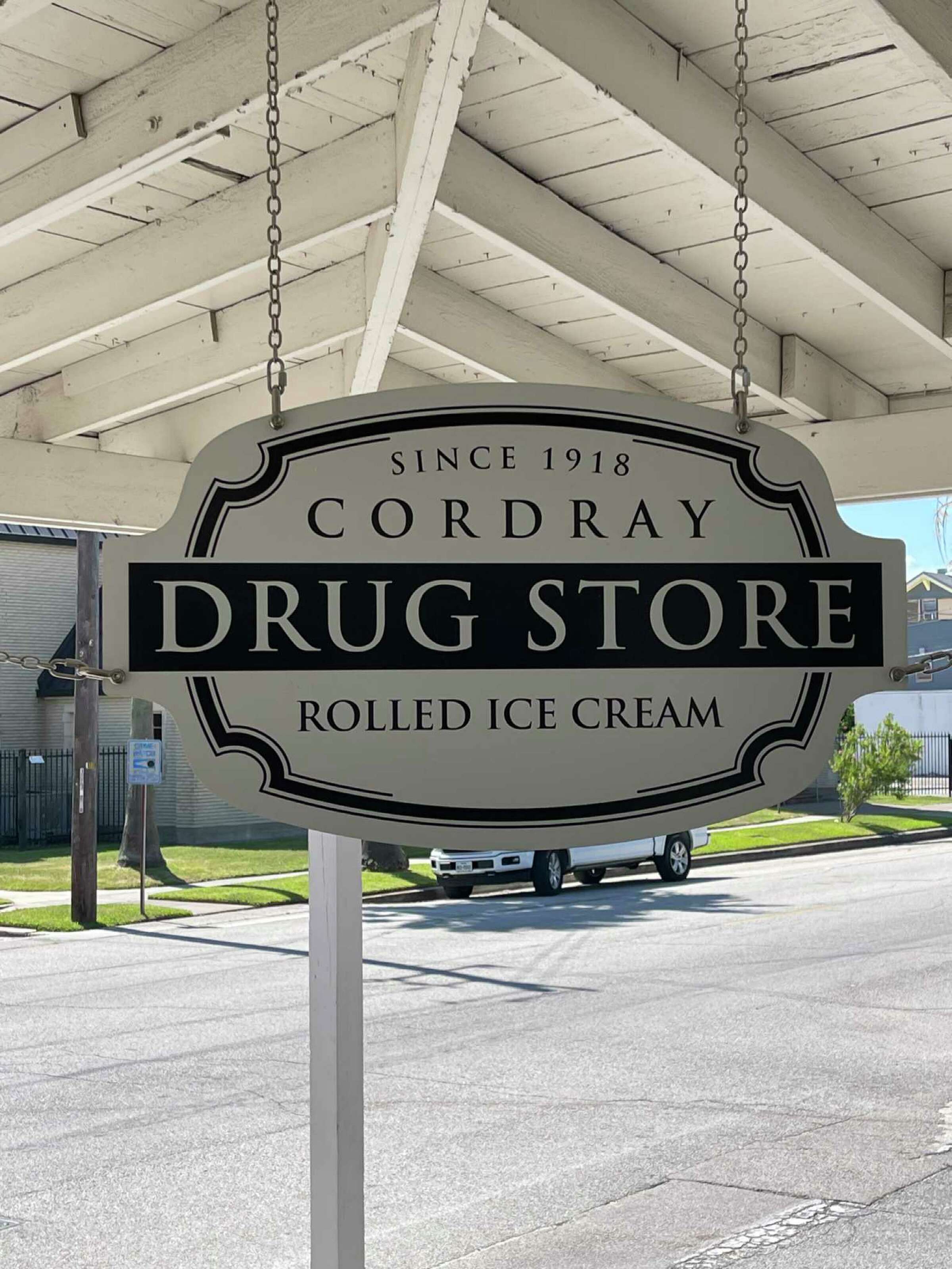 Reality TV stars who remodel historic Galveston homes open a new ice