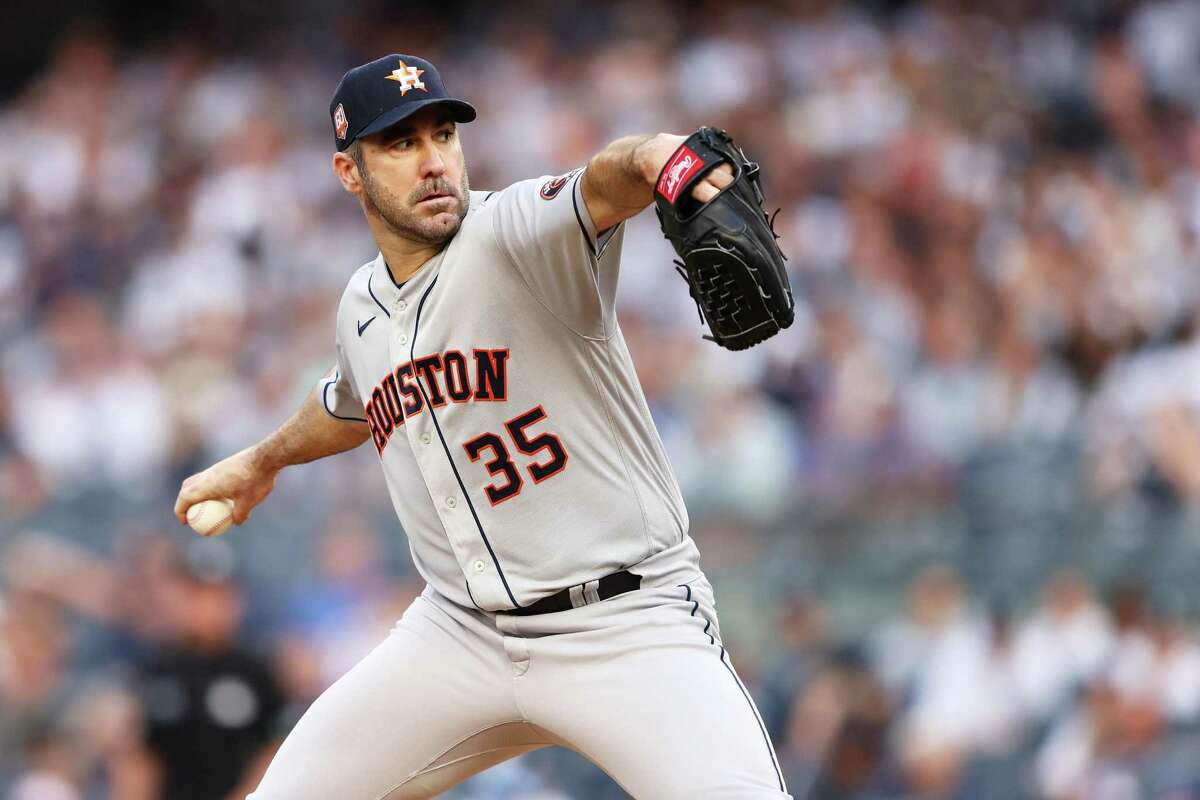 Justin Verlander (9-3) lowered his ERA to 2.22 in helping the Astros end the Yankees’ 15-game home winning streak.