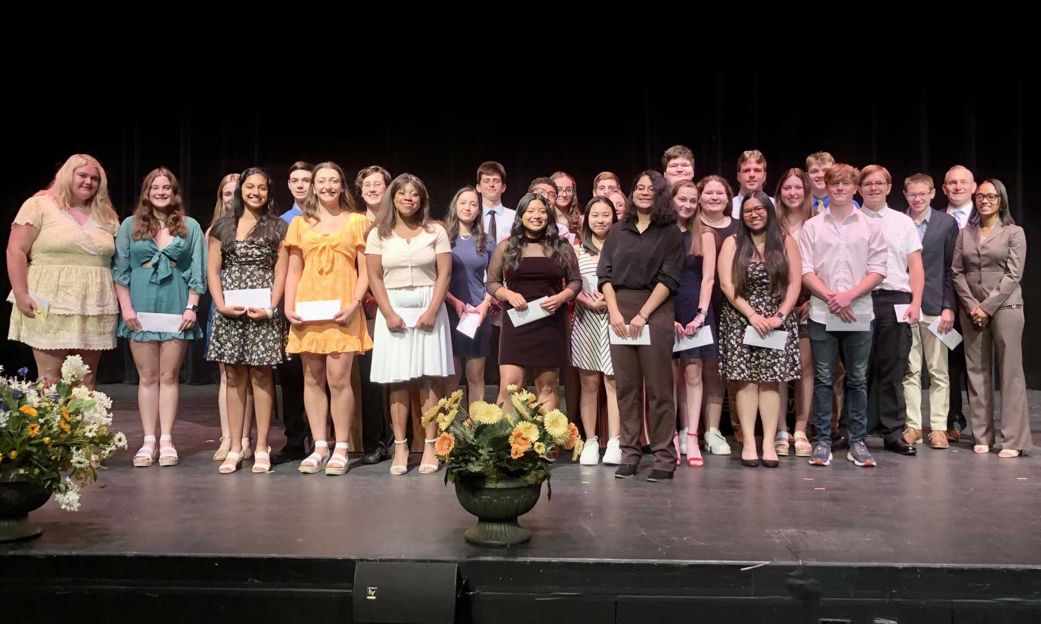 Jazz group to perform in Bethel at dusk, and New Milford scholarships awarded, among Danbury area highlights - Vimarsana News