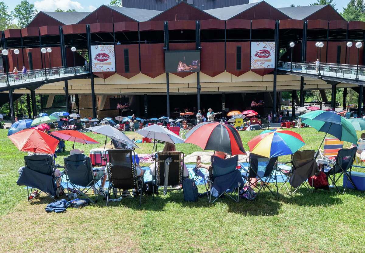 Lawn Pass Is Back Giving Fans Access To Summer SPAC Concerts lawn-pass-is-back-giving-fans-access-to-summer-spac-concerts