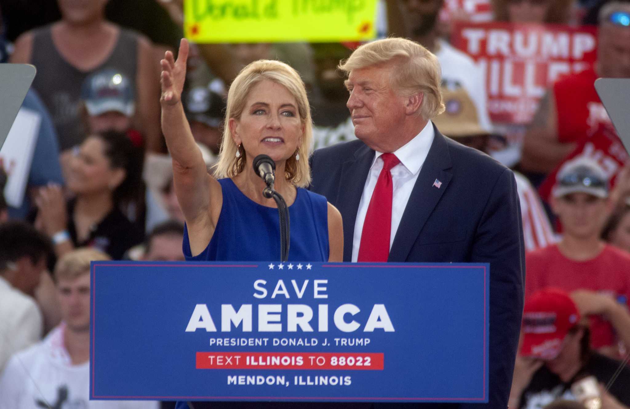Thousands of GOP, Trump faithful turn out to hear former president as he makes Illinois race endorsements - Vimarsana News