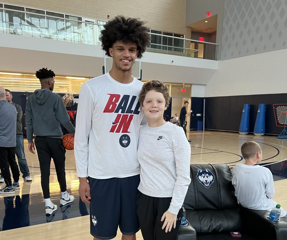 Aubrien Jimenez, who made lasting impact on Dan Hurley, UConn men's basketball team, has died at 15 - Vimarsana News