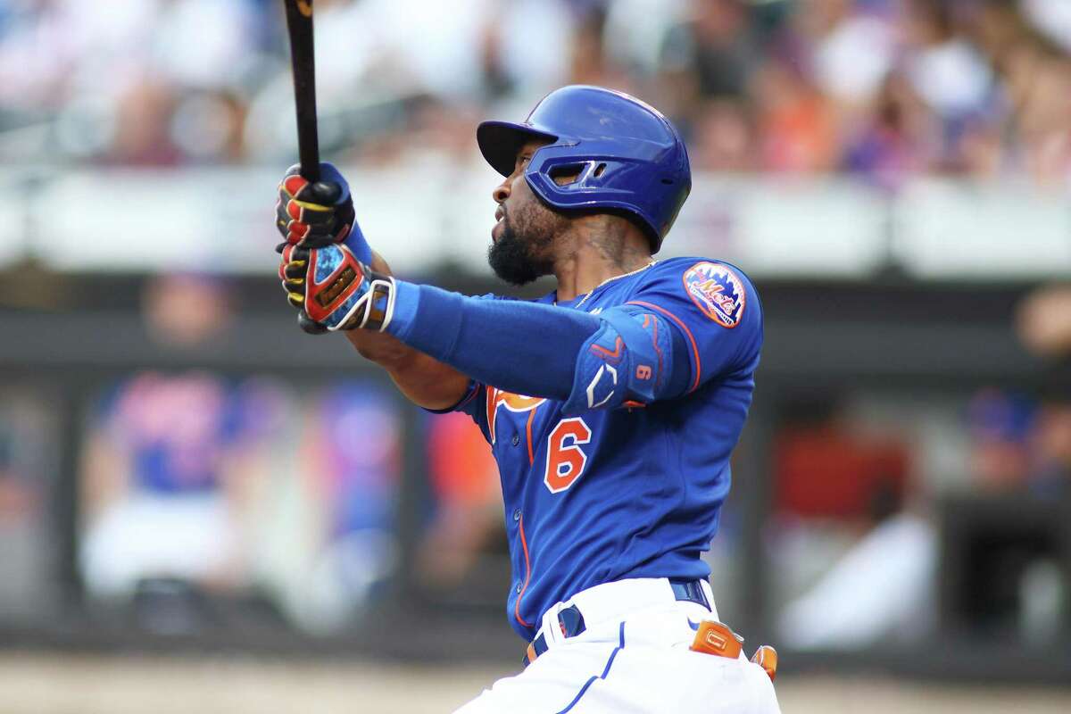 Mets outfielder Starling Marte is the only active player with at least 300 stolen bases (304) and 100 home runs (133) in his career.