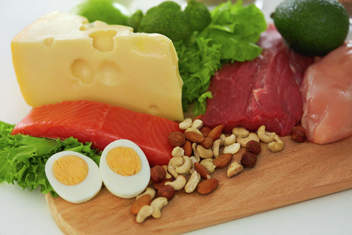 According to Neuroscience.com, a higher protein intake while you’re dieting leads to healthier eating