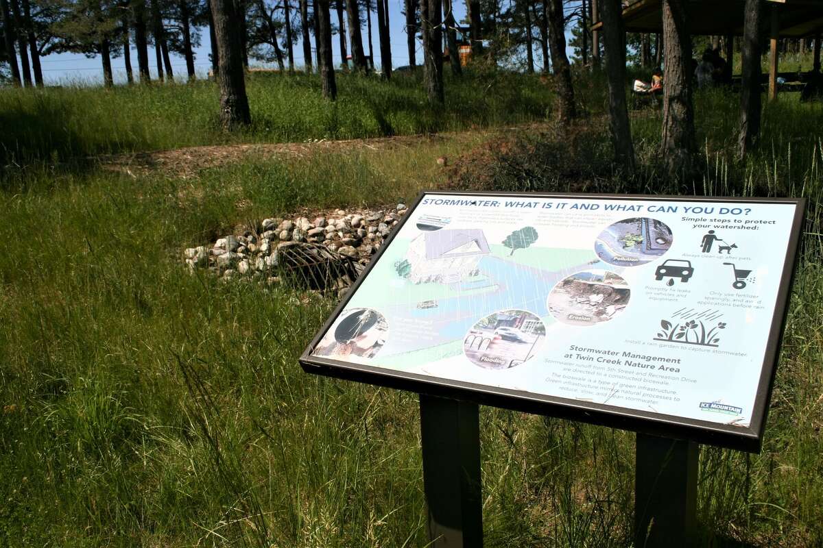 Ice Mountain receives Wildlife Habitat Council green infrastructure award for Twin Creek Nature Area