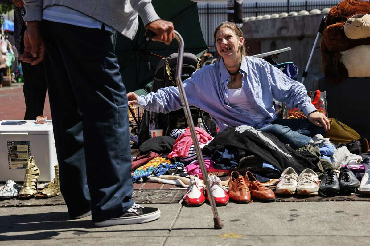 Why some vendors who sell stolen goods on the streets don’t care about
