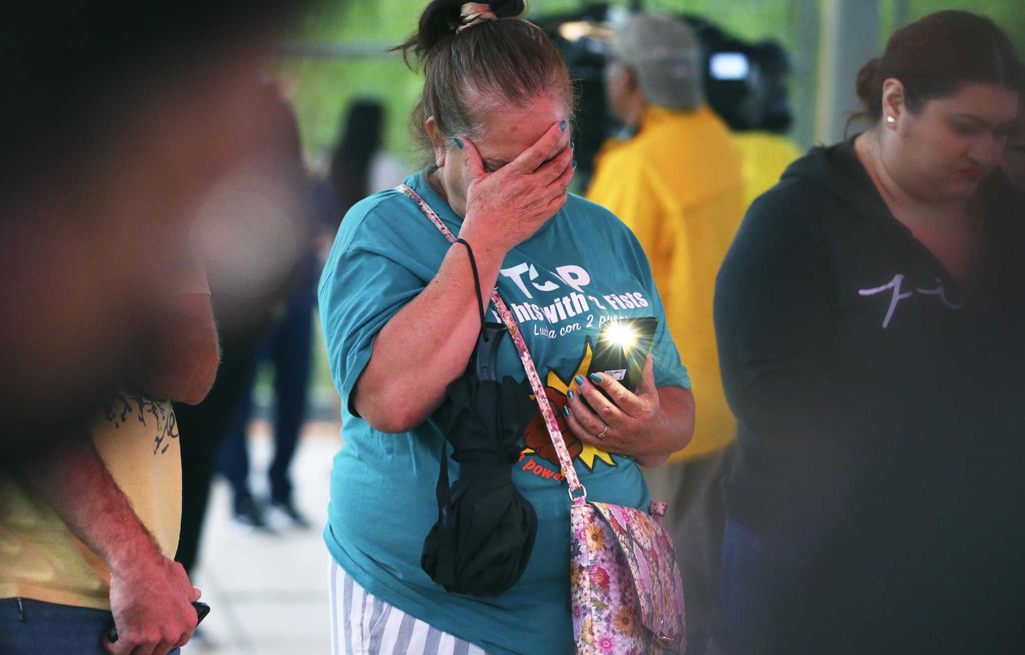 'They just come here to work and look for a dream:' Residents mourn deaths of migrants - Vimarsana News