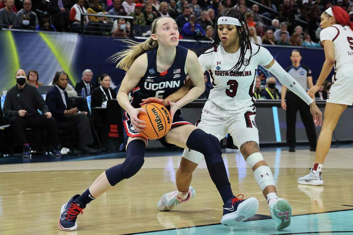 How experts view UConn women's rivalry with South Carolina