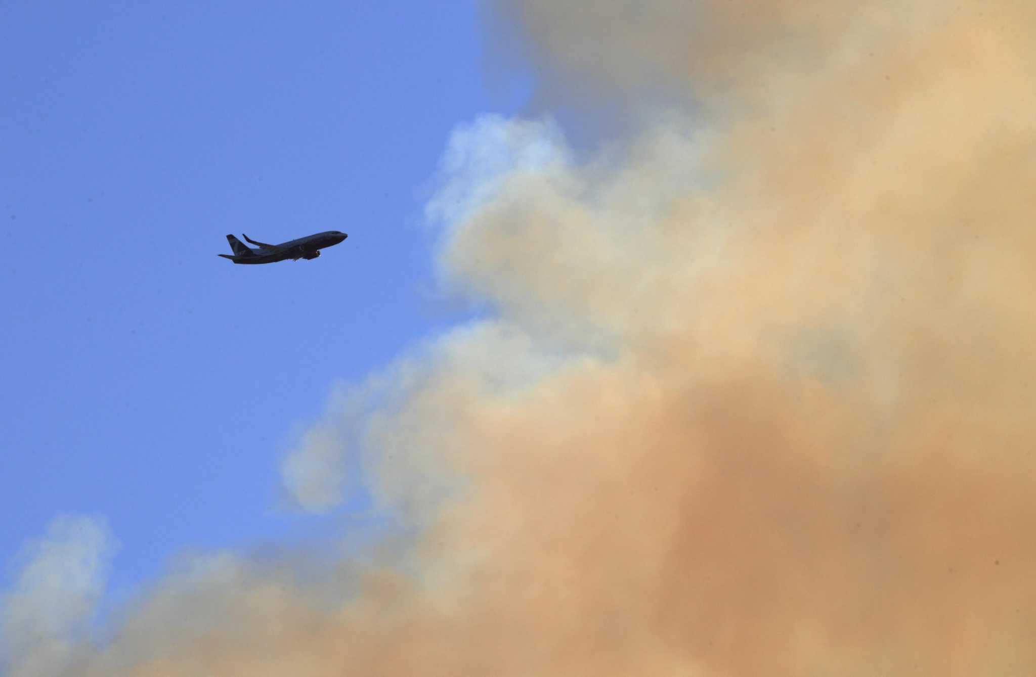 Rices Fire update: Firefighters held fire to just over 900 acres - Vimarsana News