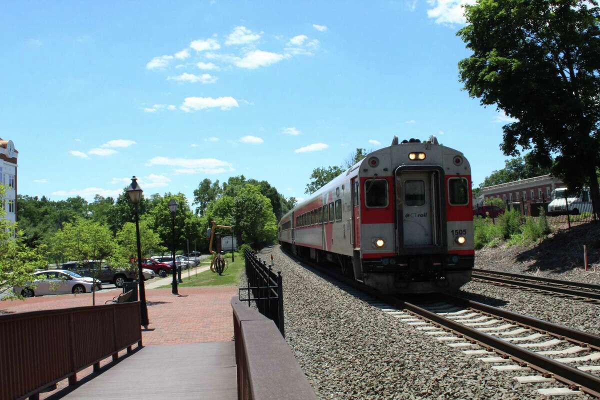 A CTrail train approaches the Windsor station along the Hartford Line. This service will be suspended for two months this summer.