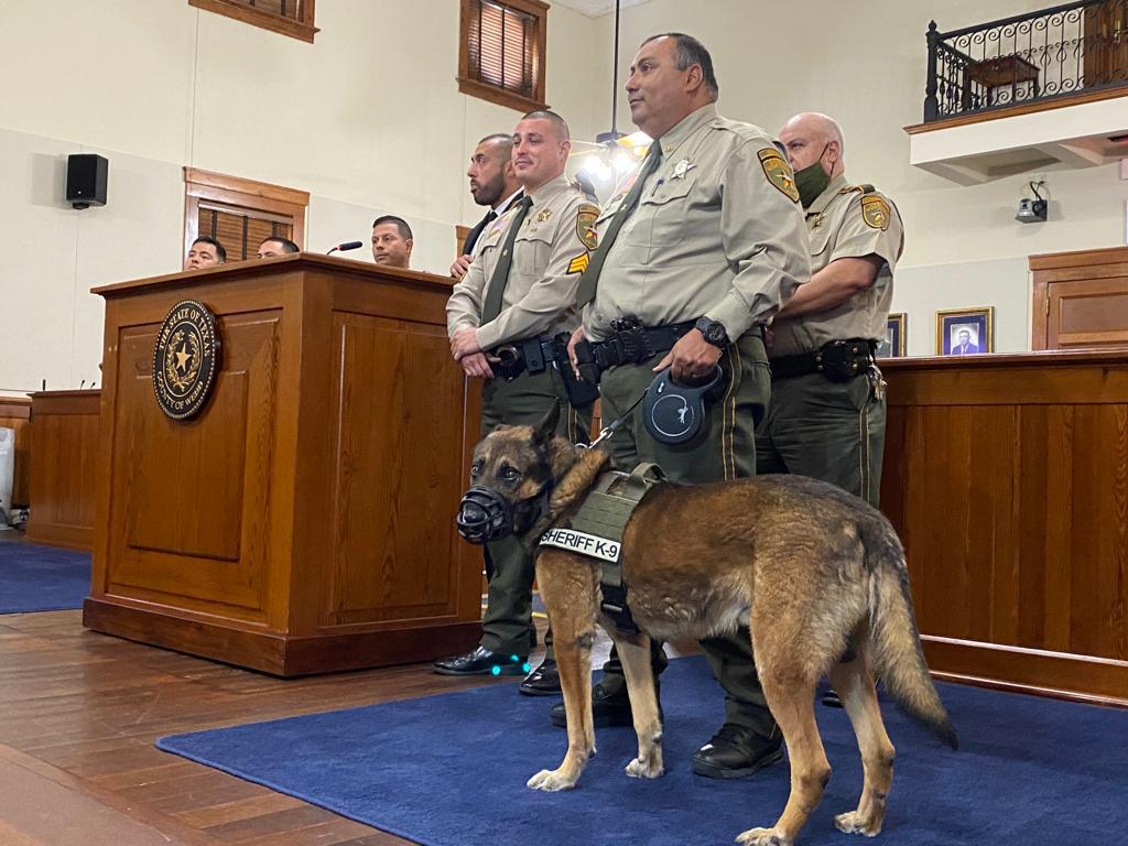 Eight SWAT team graduates recognized at Commissioners Court meeting - Vimarsana News