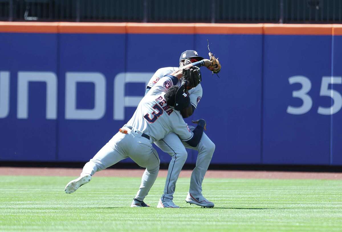 Houston Astros: Yordan Alvarez, Jeremy Peña Checked For Collisions