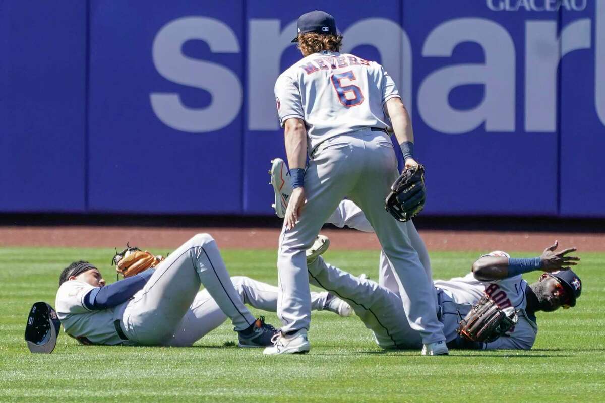 Houston Astros: Yordan Alvarez, Jeremy Peña Checked For Collisions